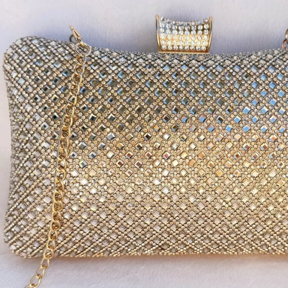 D’margeaux New York Sparkling Gold Rhinestone Evening Clutch Bag Chain NWT - Picture 2 of 14